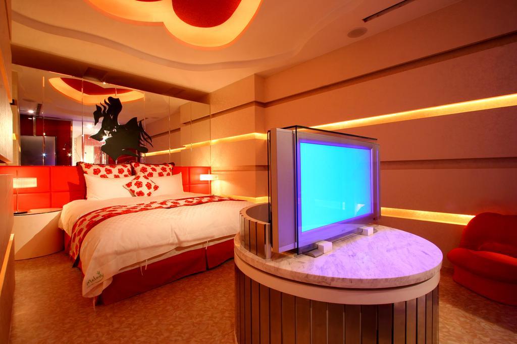 Melody Motel Keelung Buitenkant foto